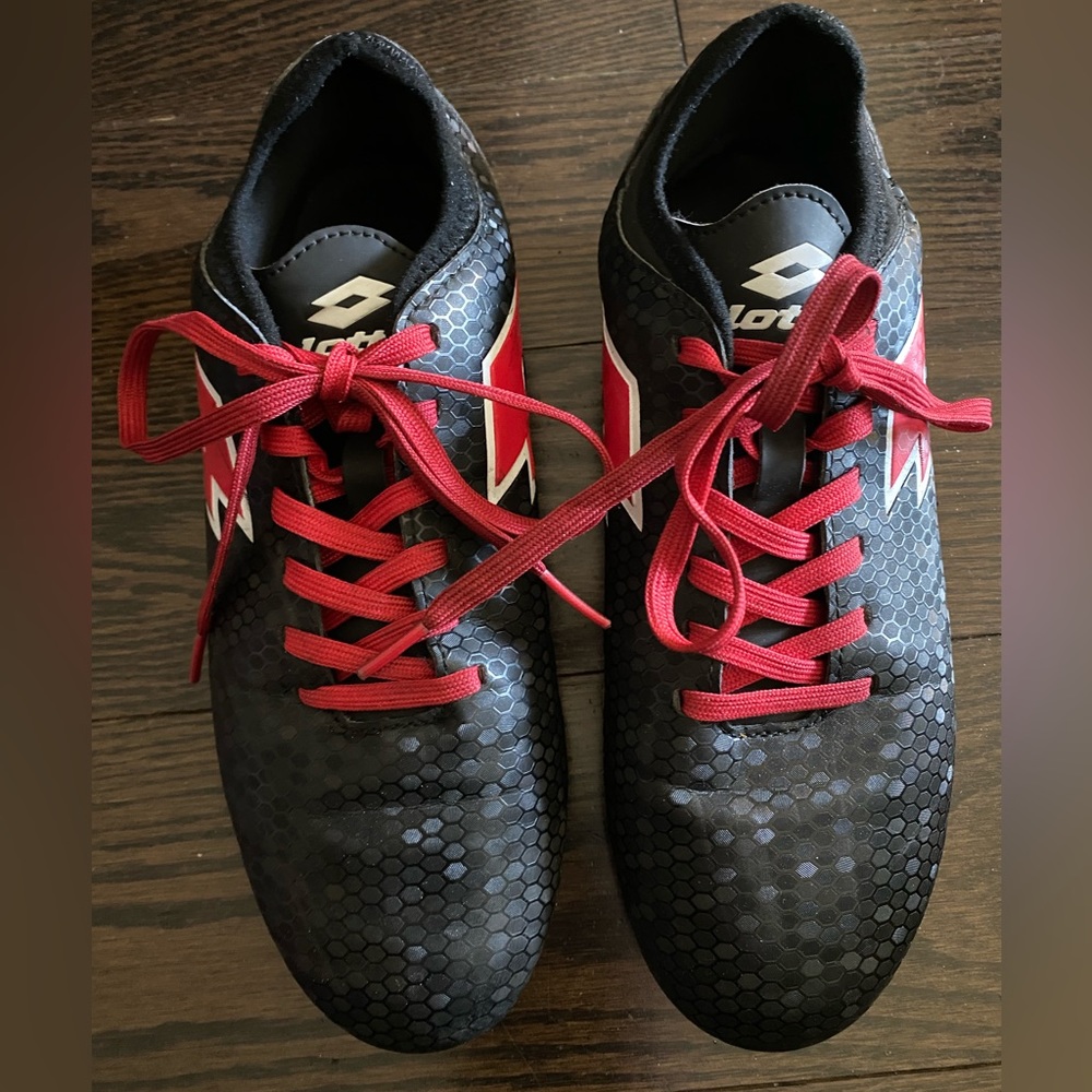 Lotto Storm Soccer Cleats